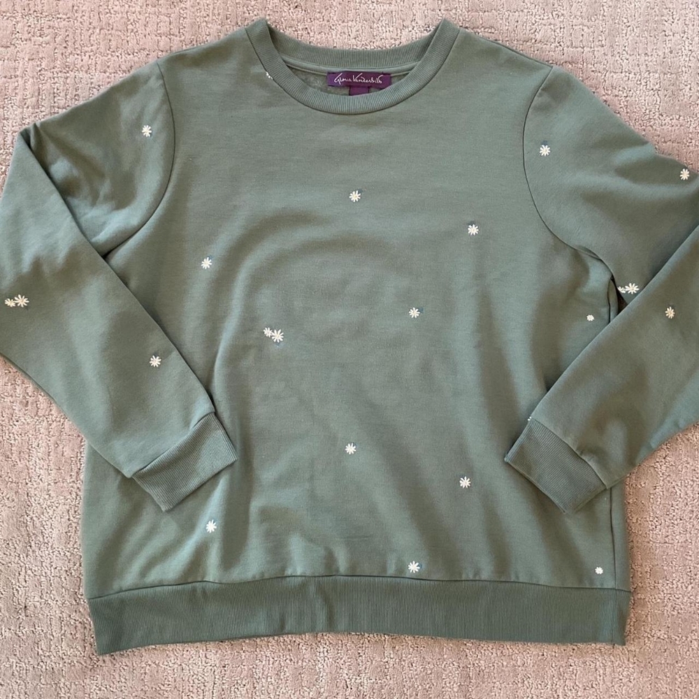 Gloria Vanderbilt Gray Sweatshirt